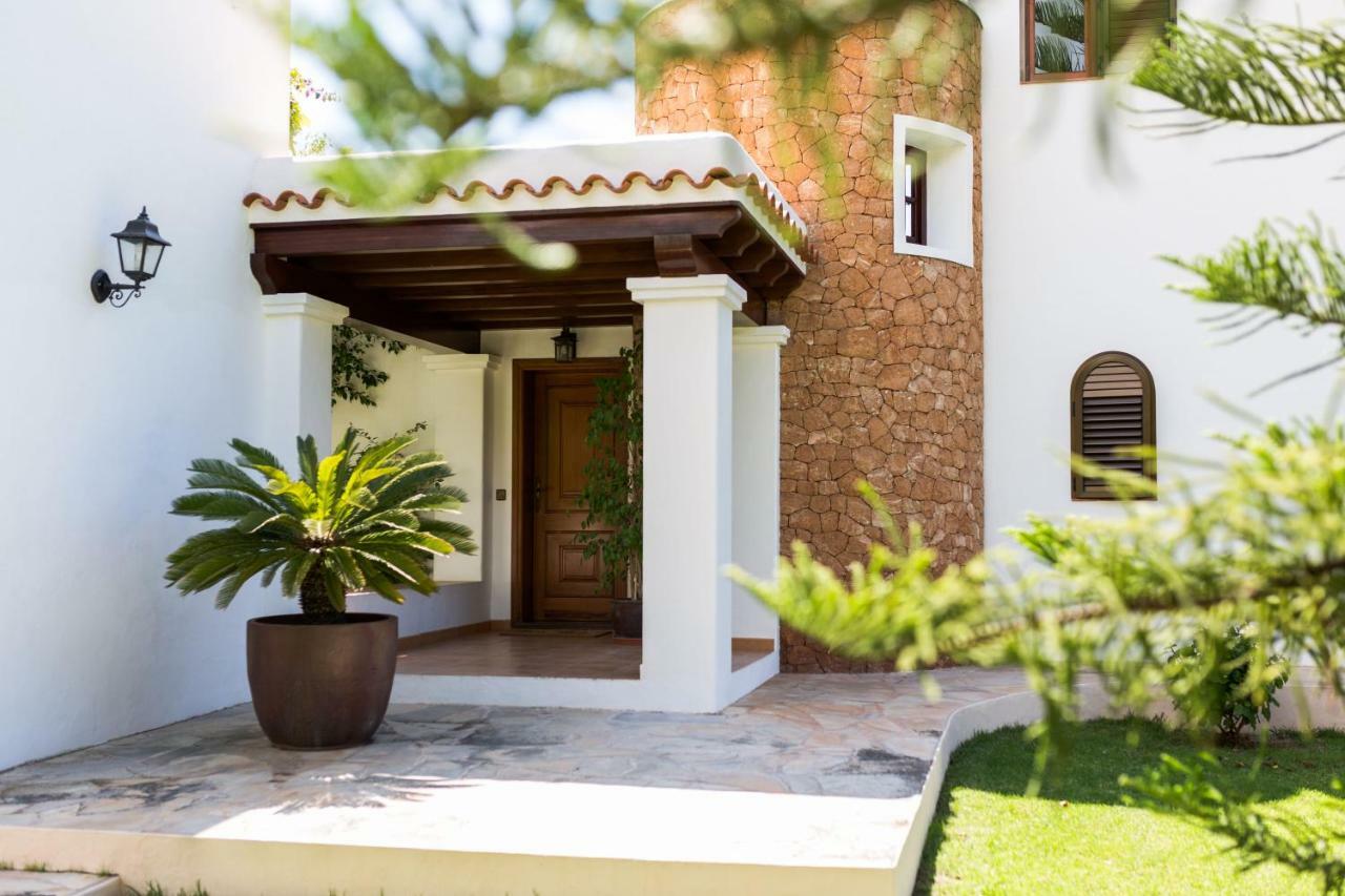 Villa Ca Na Vinya Cala Tarida  Exterior photo