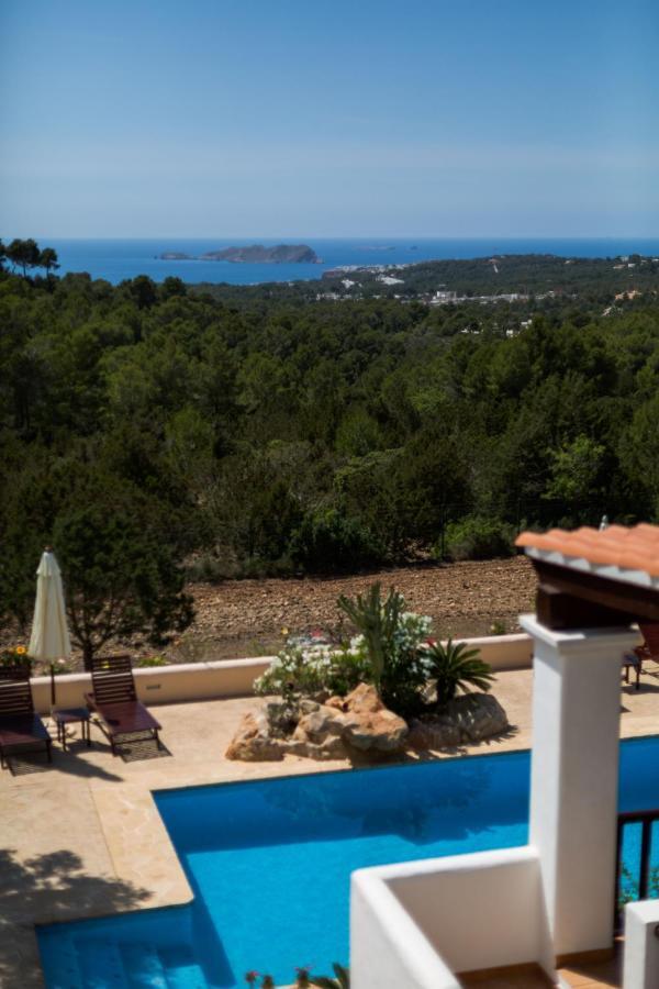 Villa Ca Na Vinya Cala Tarida  Exterior photo